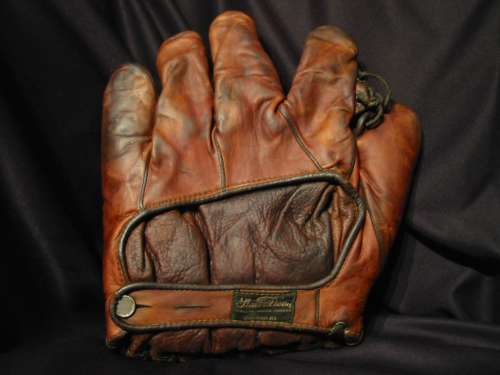 Tris Speaker Stall & Dean 8034 Speed Model Back